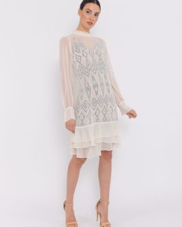 Vestido romántico con lazo en espalda